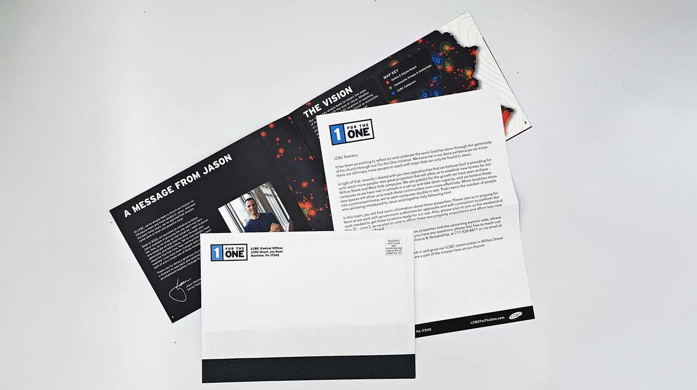 Bold, full-color booklet with branded letter and envelope